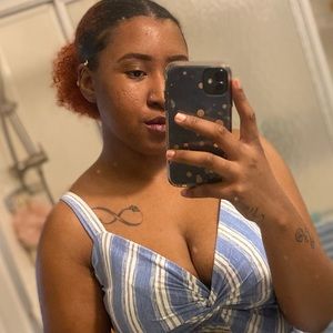 Meet your Posher, Alexus